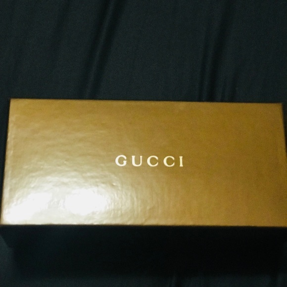 Authentic Gucci sunglasses main image 5